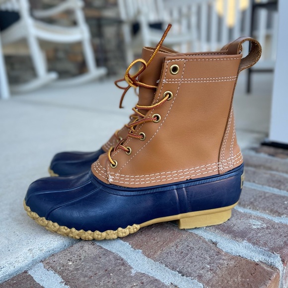 Women’s L.L. Bean Boots - Picture 4 of 6